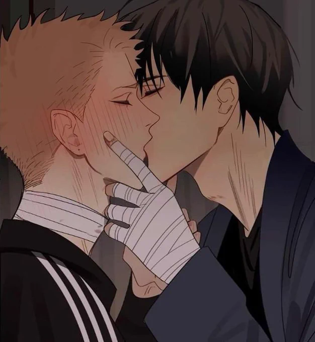 Image from ᵛᵉᵉ 𓆞 (@blromancegl)
