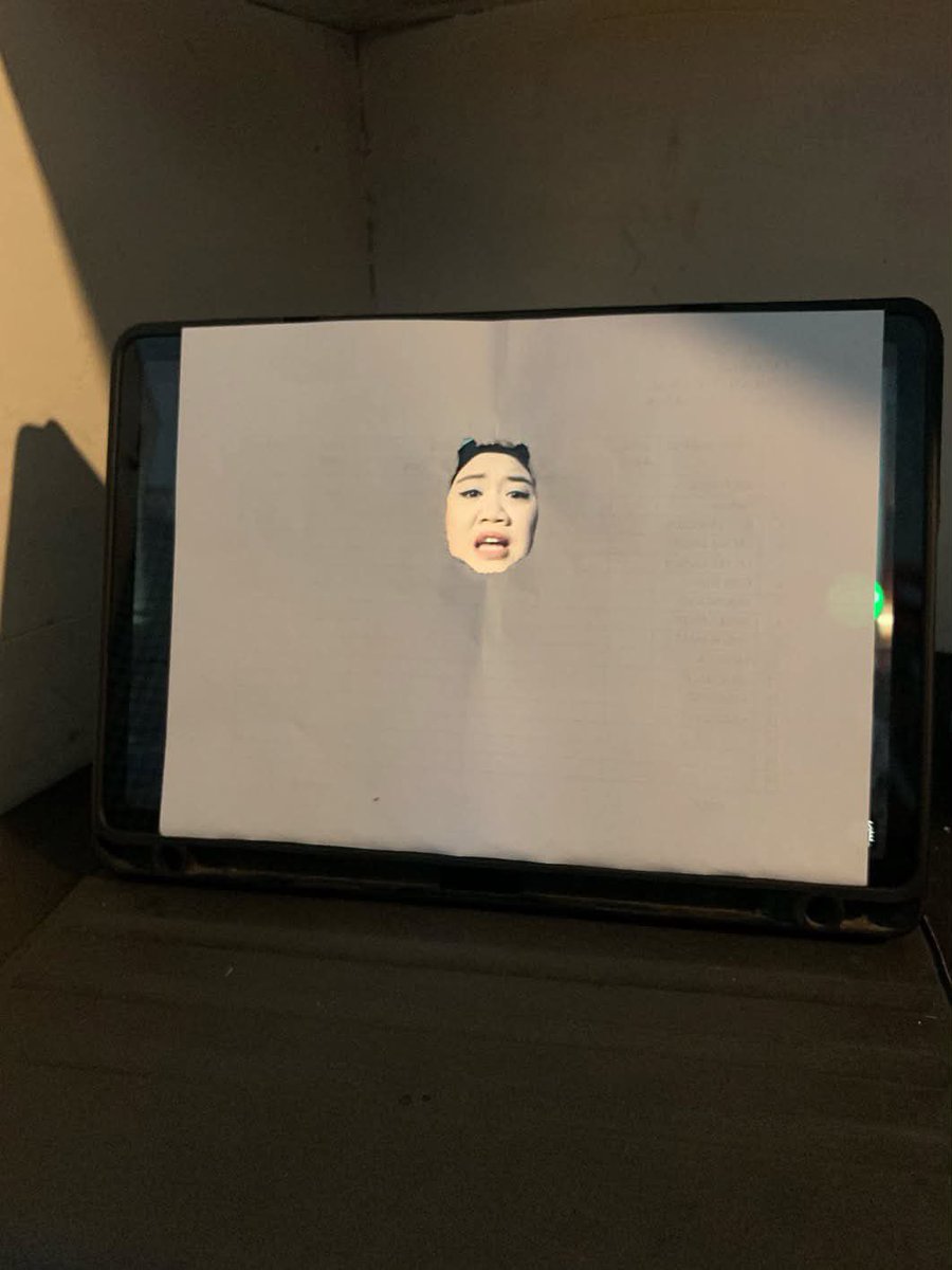 saphelune_'s tweet photo. penonton KHW 400 nadia omara pada lucu jirr😭 https://t.co/hItv2UtdOh