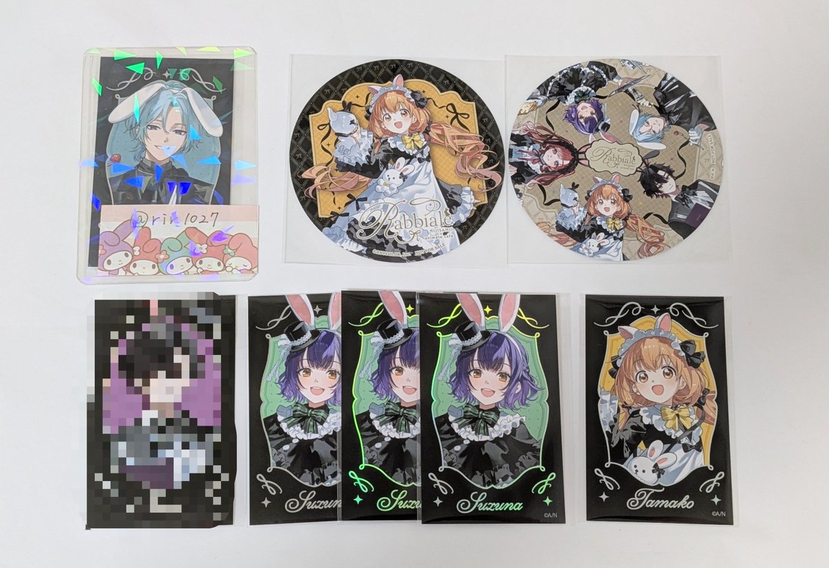 rir1027's tweet photo. すぺしゃーれ　Speciale　アニメイトカフェ  トレーディング箔押しカード ステッカー   コースター 

譲:💚、💛、💜(画像参照)
求:🩵又は定価＋送料(交換はカード優先)

郵送での交換希望
検索からも気軽にお声掛け下さい。 https://t.co/YbLonhqIMk