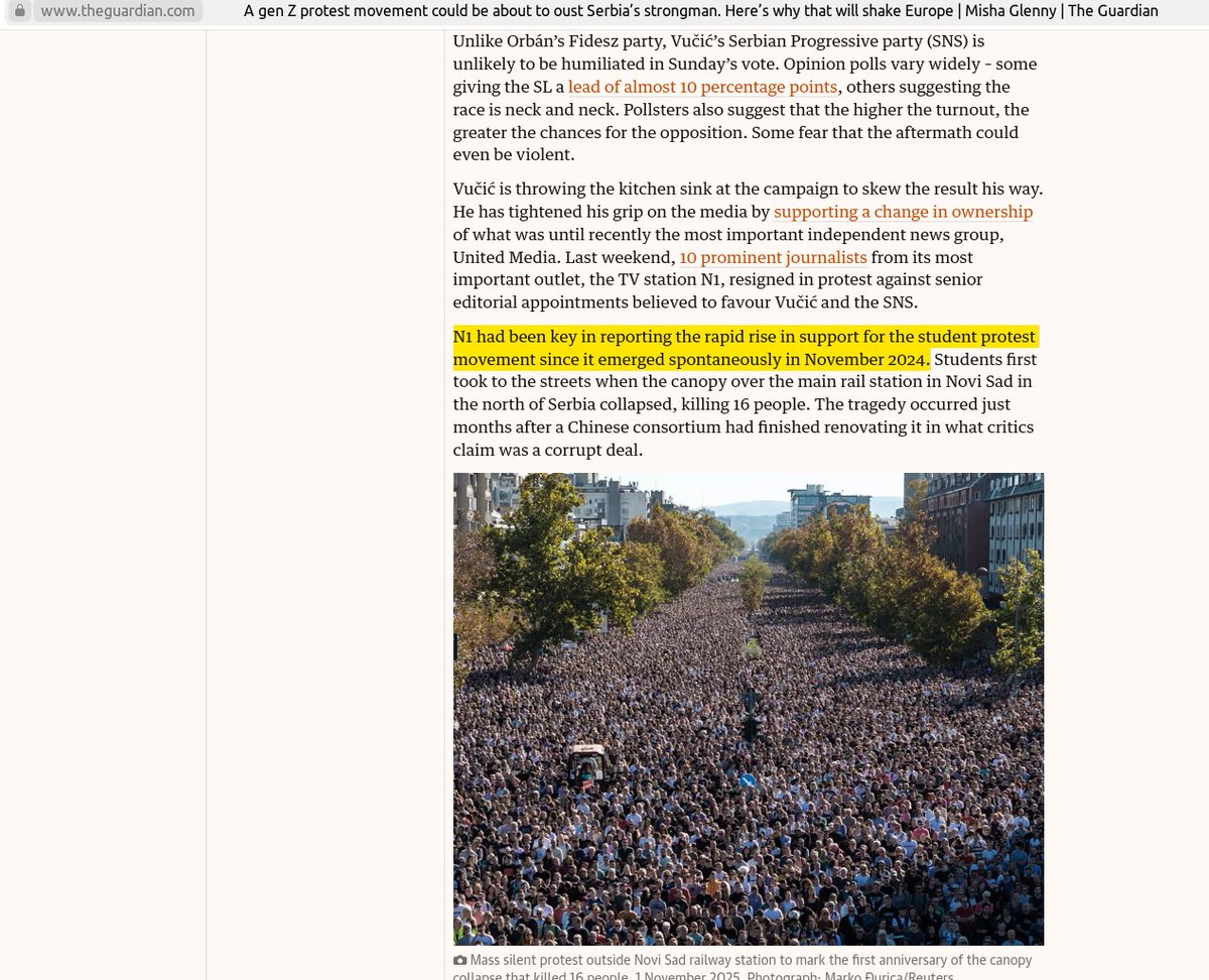 BrianJBerletic's tweet photo. Western media and Student List supporters themselves cite the central role of N1/Nova S in building up and promoting the Student List movement. 

US NED-funded BIRN's Media Ownership Monitor Serbia admitted United Group (N1, Nova S) were acquired and built up by former US Amb. to Serbia Cameron Munter and former CIA director and chairman at KKR David Petraeus starting in 2013-2014 specifically to serve as opposition media in Serbia. 

Sources cited: 

1. https://t.co/2H29o0hPoH
2. https://t.co/MxS3jdpX5P
3. https://t.co/LeQ4Ig52FD
4. https://t.co/G1ft0eEdOI
5. https://t.co/7MNLjwveiQ