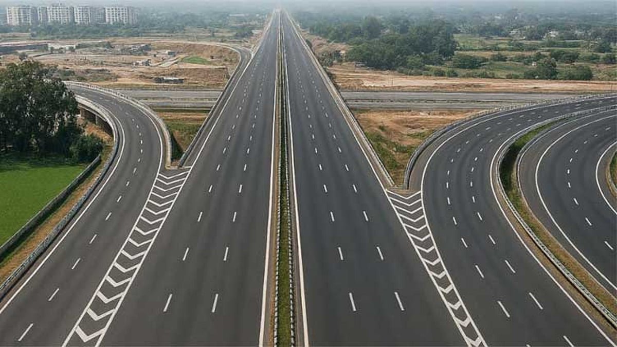 hosurupdates's tweet photo. NHAI invites a ₹614 crore tender to complete the remaining 14-km stretch of the Chennai–Bengaluru Expressway in TN, with work expected to be completed within four months. https://t.co/De3usnWMzY