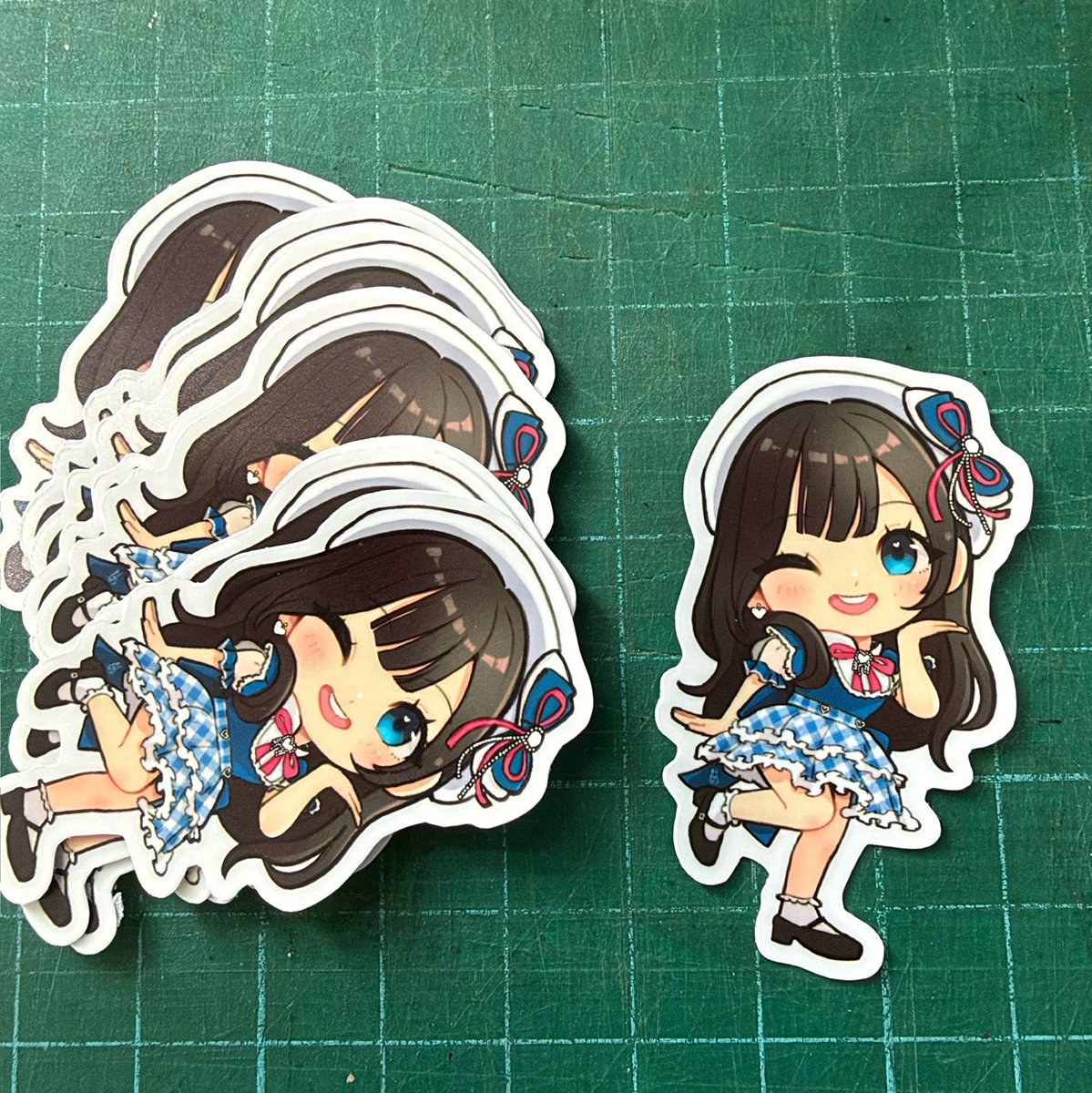 BesidePraewTH's tweet photo. [🚆☁️] #KimitoDokokaeIkitaiTH_Handshake

🌟 เพิ่มเติม Stickers น้องแพรวชุดเซมสุดน่ารักจากคุณ @Kirato_Earth 👧🏻🚆
: รับได้ที่ท้ายเลนน้องแพรวทุกรอบเลยนะคะ 🫶🏻🩷!

✳️ มีจำนวนจำกัด
🗓️ 31 OCT - 1 NOV 2026
📍 MCC Hall, The Mall Lifestore Ngamwongwan (Nonthaburi)

#PraewBNK48 #BNK48 https://t.co/uOeN2bDkXN