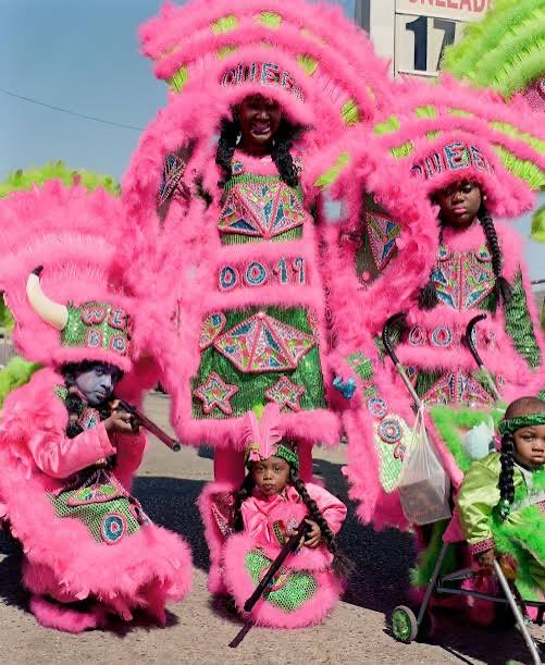 ullo72661's tweet photo. @KauHenry15 @Naiuan26 @scorpiology_exe It’s really not that hard to find cultural American clothes 1st example is the Zulu parade during mar di Gras 2nd is cultural native clothing 3rd are southern cultural dresses and the 4th is another Mardi Gras style clothing I can show you more https://t.co/CEGcEA5o1n
