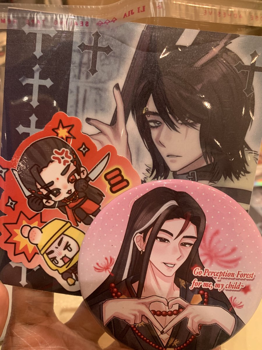 aruhaizzn's tweet photo. My freebies for #cf23 
Ada midnight blades, wangran, sama wol gwe #wwm #ffxiv

Day 2 only https://t.co/7nXfT6s3V1