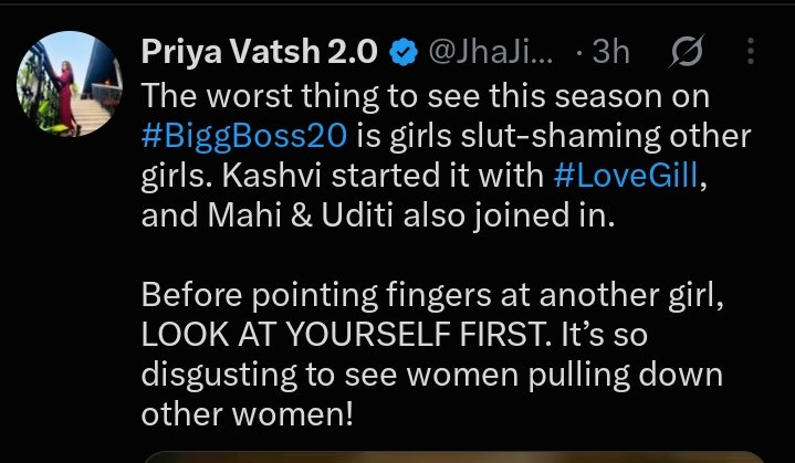 sahillodhi721's tweet photo. this is the same girl who was saying in that tweet, “How can one girl speak badly about another girl?” now she's unnecessarily trying to portray Uditi in a negative light.u should be ashamed of yourselves for stooping so low just to make someone look bad.
#UditiSingh #BiggBoss20 https://t.co/5HygrBttPU