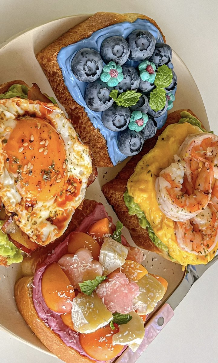 gardenofcolours's tweet photo. sunny breakfast 🫐🍳🌼 https://t.co/LcY1XYhJsz