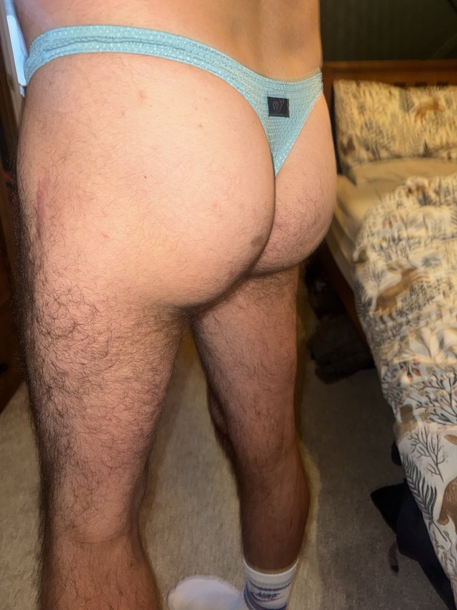 norrhwestundies's tweet photo. Happy Friday to you all Blue unbranded thong today
#gay #underwear #thong #blue #hairy #bulge #arse https://t.co/jngMan5vjv