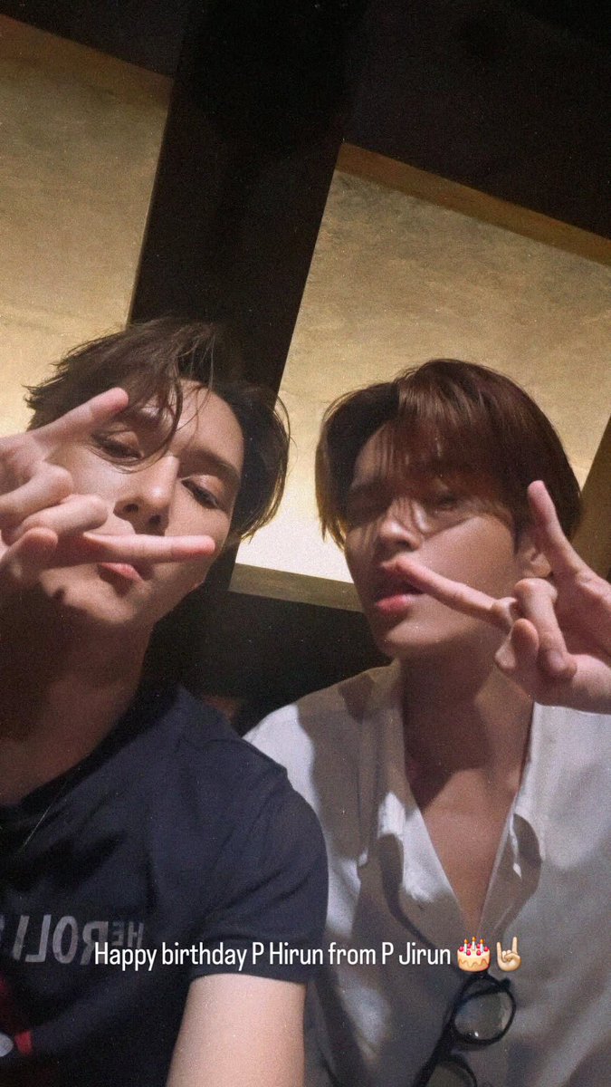 markjrtnfanclub's tweet photo. IGs : markjrtn 
Happy birthday P Hirun from P Jirun 🎂🤘🏻

HAPPY 29TH NANI DAY

#Nani29OneOfAKind
#markjrtn https://t.co/MwDGoQwHuU