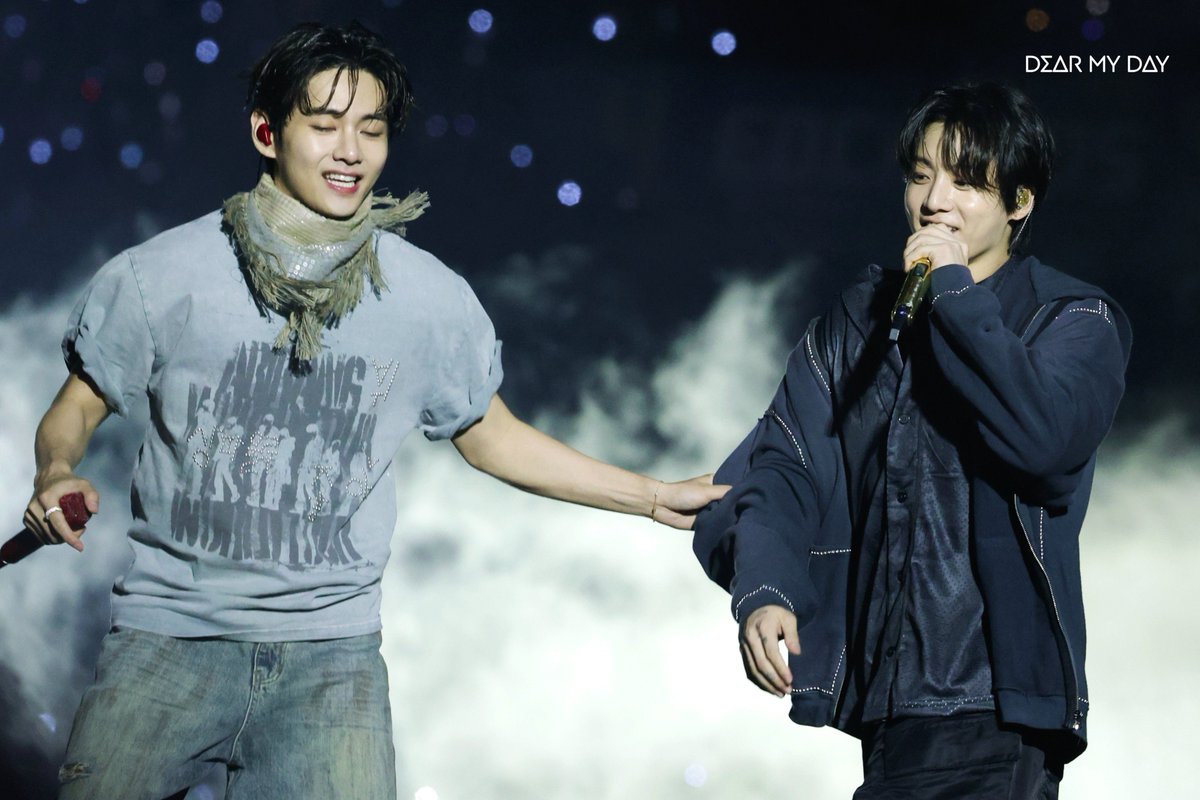 kthjjg's tweet photo. FINALLY NEW HQ PICS OF MY BABIES 🤍😭🤏 https://t.co/sJzGlO0KgN