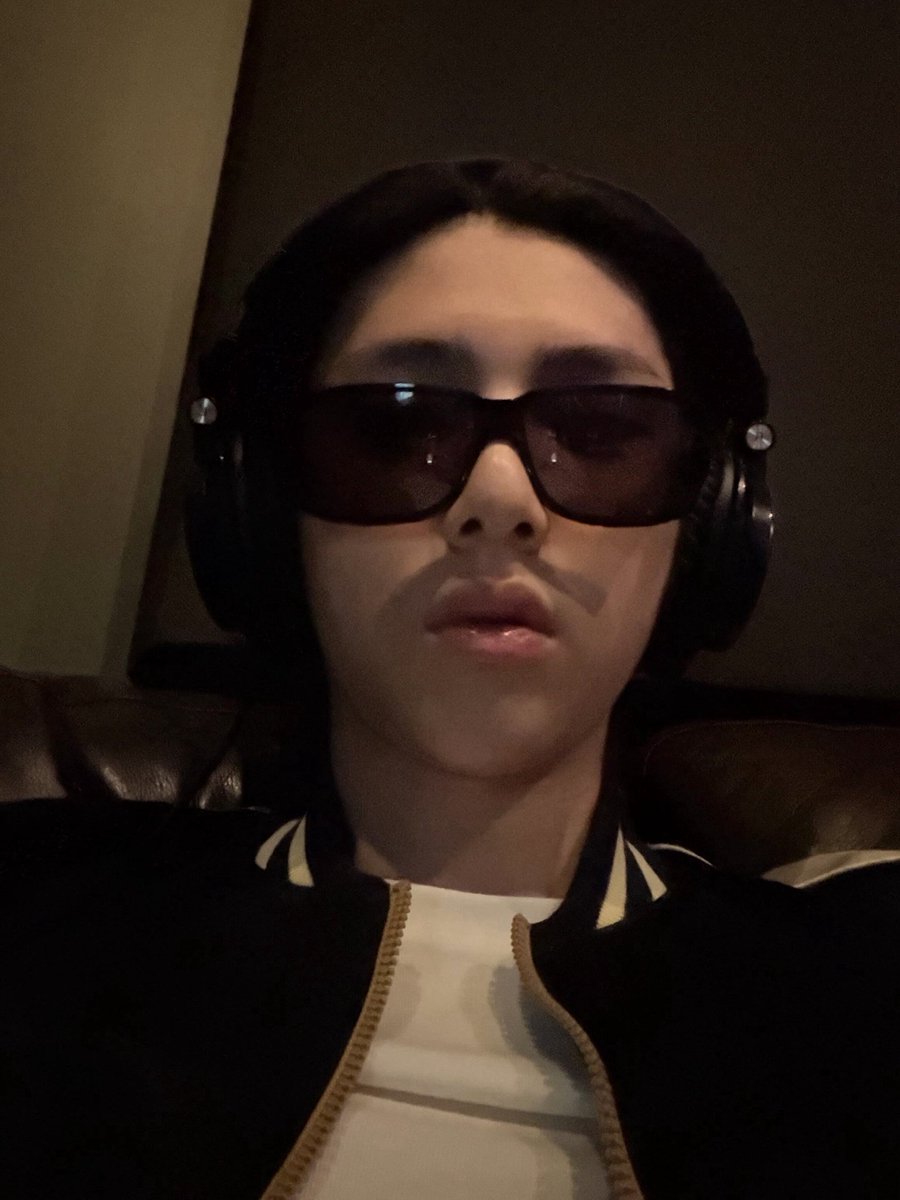 jjucider's tweet photo. 📝 주훈 wrote a Post : https://t.co/e3J89HDhus