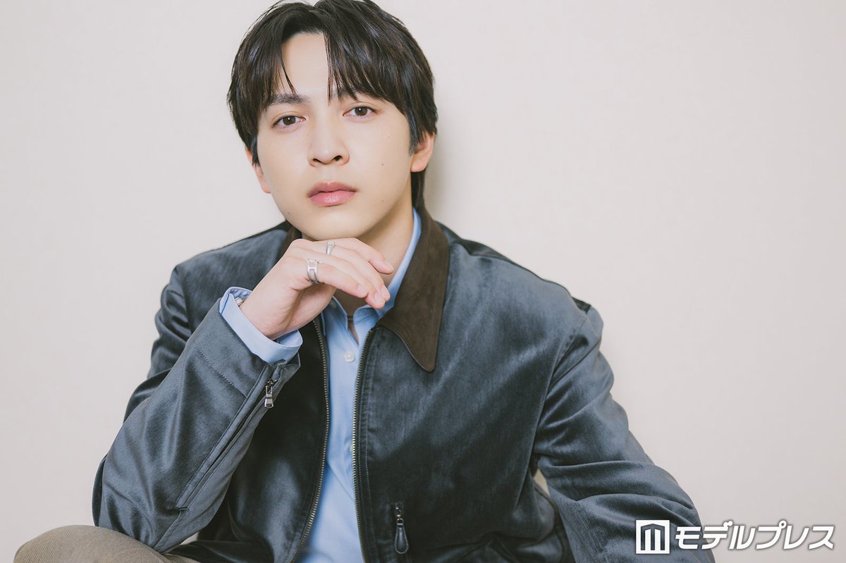 modelpress's tweet photo. 【吉田仁人(M!LK)インタビュー後編⭐️❤️‍🩹】

▫️守りたいもの
▫️生活を明るく照らす存在
▫️「夢と目標は紙一重」夢を叶える秘訣
https://t.co/Vwmk0cBKkj

「M!LKと言えたらいいんですけど、M!LKは守らなくても強そうなので（笑）。案外僕の方が守られる側だなと思っていて、そこは心強いです」 https://t.co/qx3Xc7TNGj