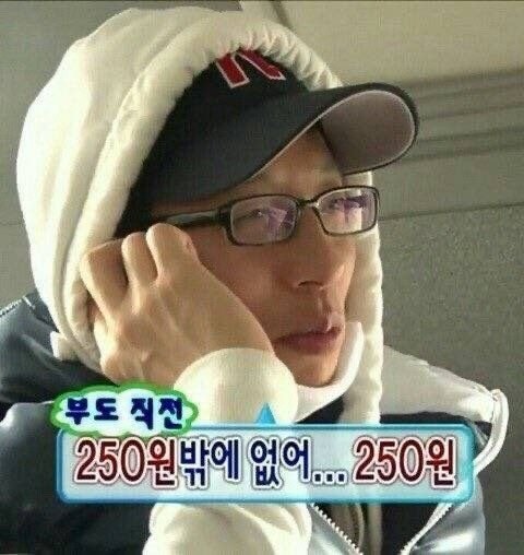 square_duck02's tweet photo. 연뮤를 알고 난 뒤에 공연 보고 마음만 부자가 되어가는 이 상황에 대해...
--> 대충 다음주도 팃팅할 거 많다는 한탄 https://t.co/no5x1MgEK9