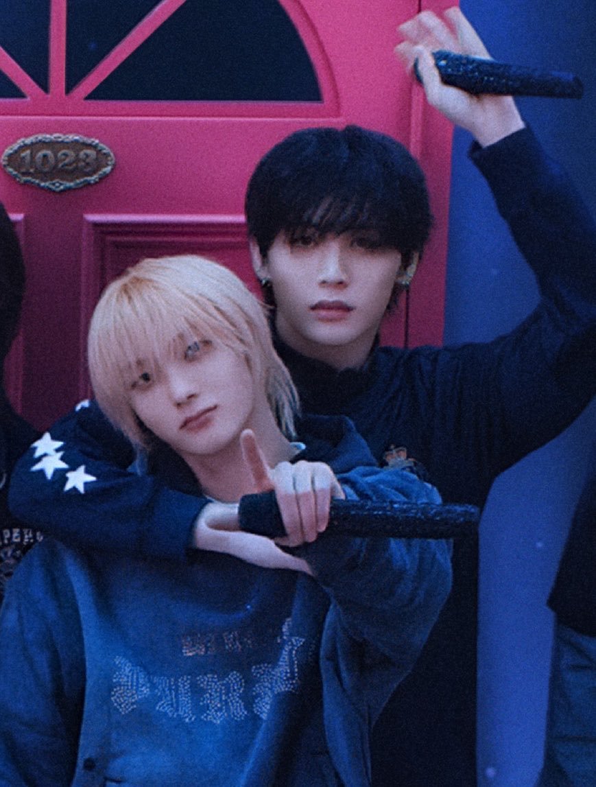lilfreaks1212's tweet photo. WAKEUP KKEOMCHIZ NATION WE GOT A NEW PIC OF THEM!!!! https://t.co/QInYgZRqh0