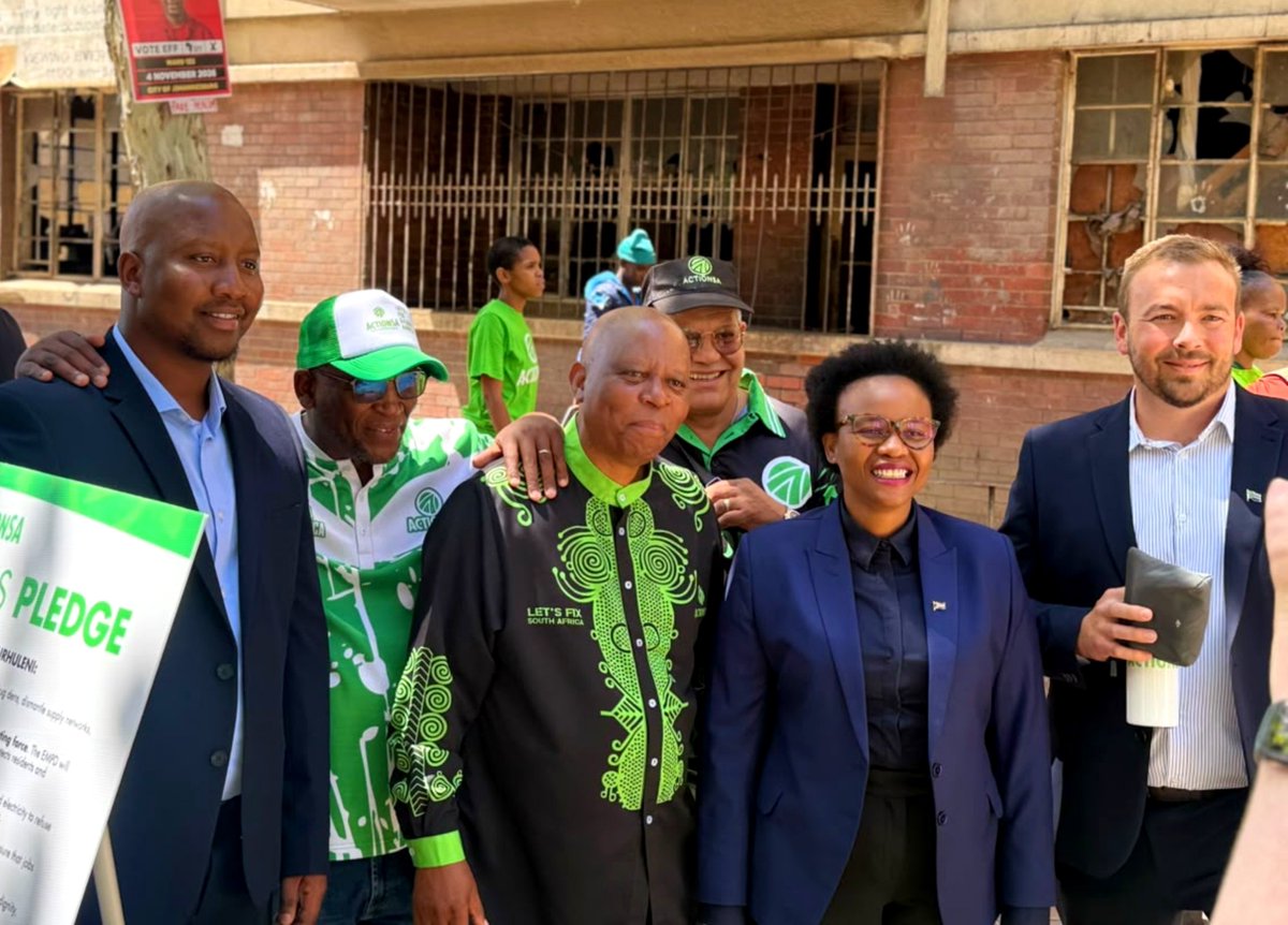HermanMashaba's tweet photo. The Mood is High outside Vannin Court in the inner city ahead of the Gauteng Final Call to fix our Cities where myself, Tshwane Mayoral Candidate, Dr. Nasiphi Moya and Ekhuruleni Mayoral Candidate, Cllr. Xolani Khumalo will sign our delivery contracts, making a firm commitment to delivering tangible results, restoring accountability, and building municipalities that work for their residents.

#FinalPush #OnlyActionSACanFixGauteng