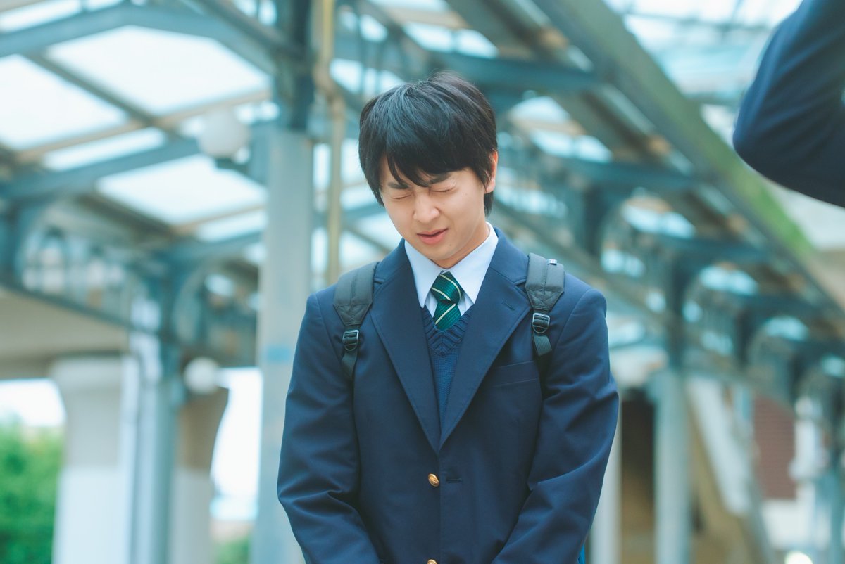 crank_in_net's tweet photo. #修学旅行で仲良くないグループに入りました 2
第3話あらすじ＆場面カットが公開🚌

▼日置にそっと顔を寄せる渡会…キス目前!?
https://t.co/UR3lFmeXXb

渡会からの溺愛を浴びる日置💗
しかし渡会が元カノと居る姿を見てしまい…🫨

#ドラマ修学旅行 @dramal_abc https://t.co/kmERzxwKPC
