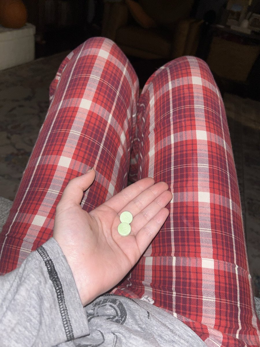earth2andi's tweet photo. Pretending the bottle top candy things are percs </3 https://t.co/umlnTAVumm