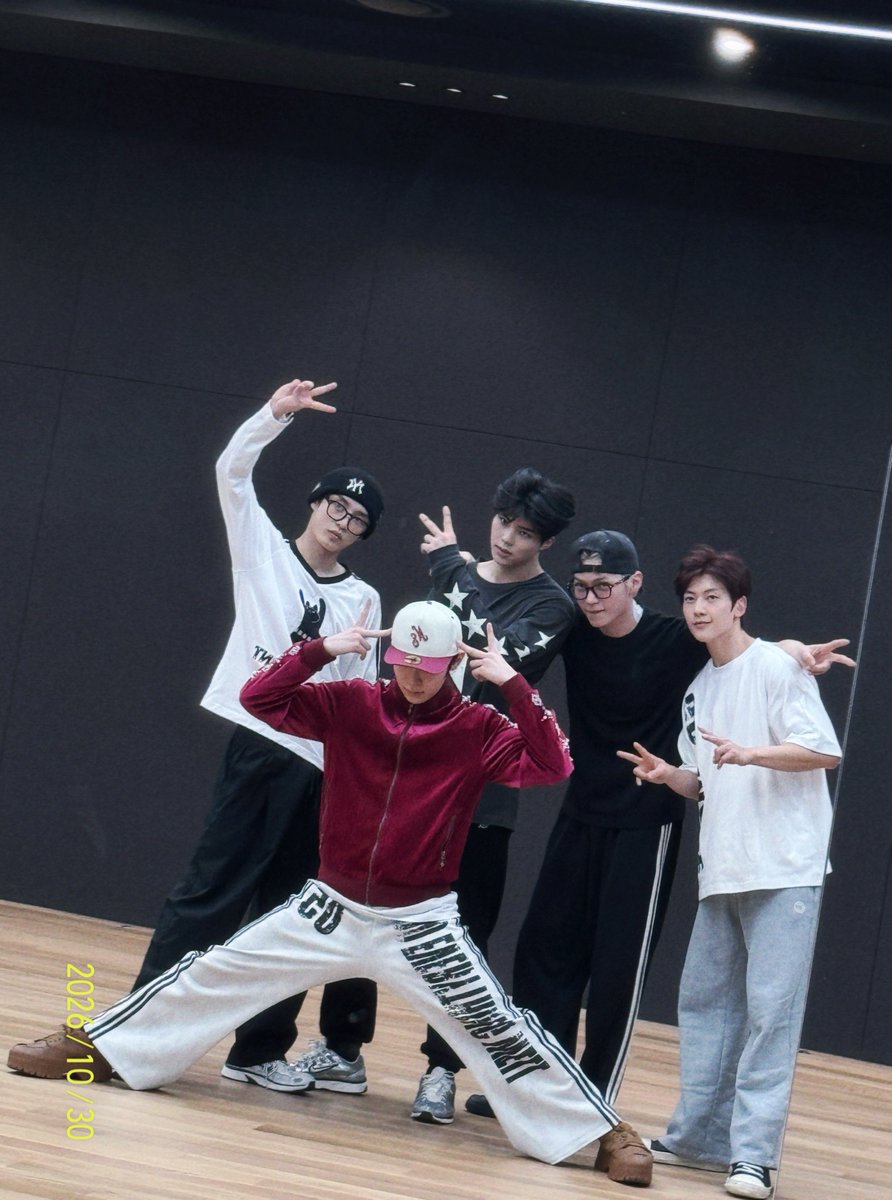 gkjw_'s tweet photo. [🗳️] 2026 MAMA Worldwide Fans’ Choice Twitter Vote - RT &amp; Reply!

We are voting for #ZEROBASEONE for #2026MAMAVOTE ! https://t.co/ZRYfKYYAcS