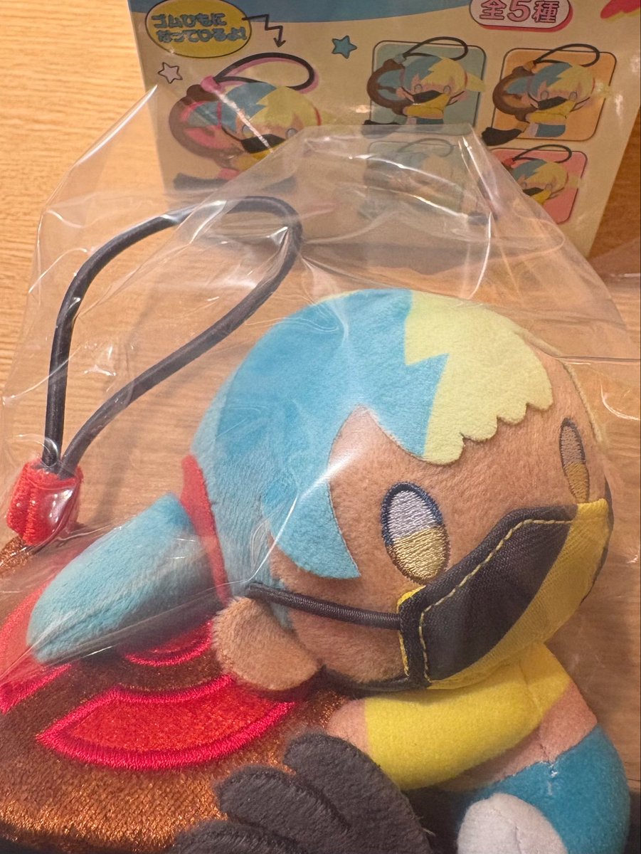 912_957_'s tweet photo. カナリィぬいと100円でとれたニンフィア​ᰔ https://t.co/DTy0NMasyi