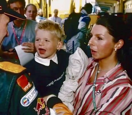 cantverstopim's tweet photo. That’s MOTHER Sophie to you. https://t.co/liHGiRUStK