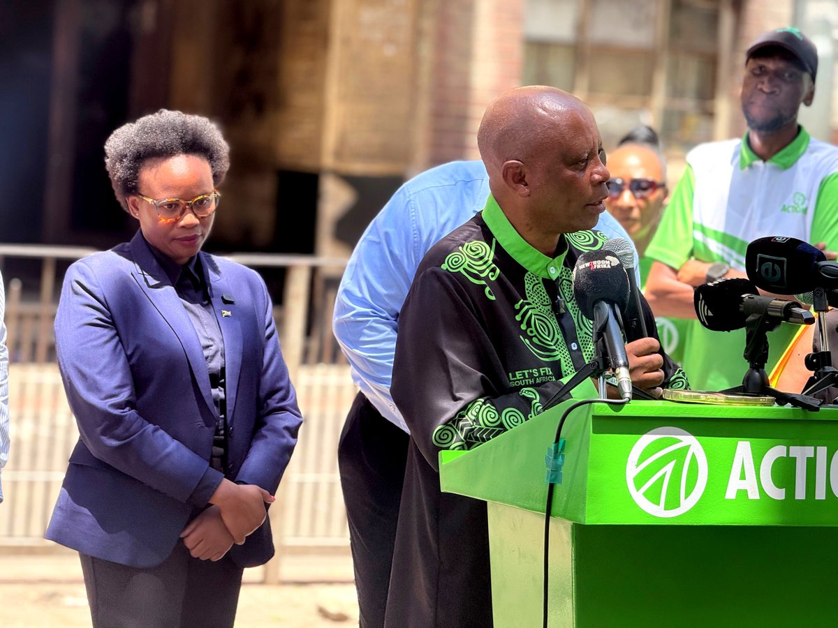 HermanMashaba's tweet photo. 🚨 JOBURG, THE LAW MUST BE RESPECTED. NO ONE IS ABOVE IT!

When making my pledge, I made it clear: if you are in Johannesburg illegally, your days of evading the law are numbered.

I challenged the misinformation that local government has no role or powers in addressing illegal immigration. That narrative must end. Local government has a responsibility to work with relevant authorities to enforce the law.

Baagi ba Joburg, my commitment is clear: to put South Africans first, restore law and order, and deliver services to all residents, regardless of their proof of residence. Because you deserve better.

Vote ActionSA!

#UnfinishedBusiness #OnlyActionSACanFixGauteng