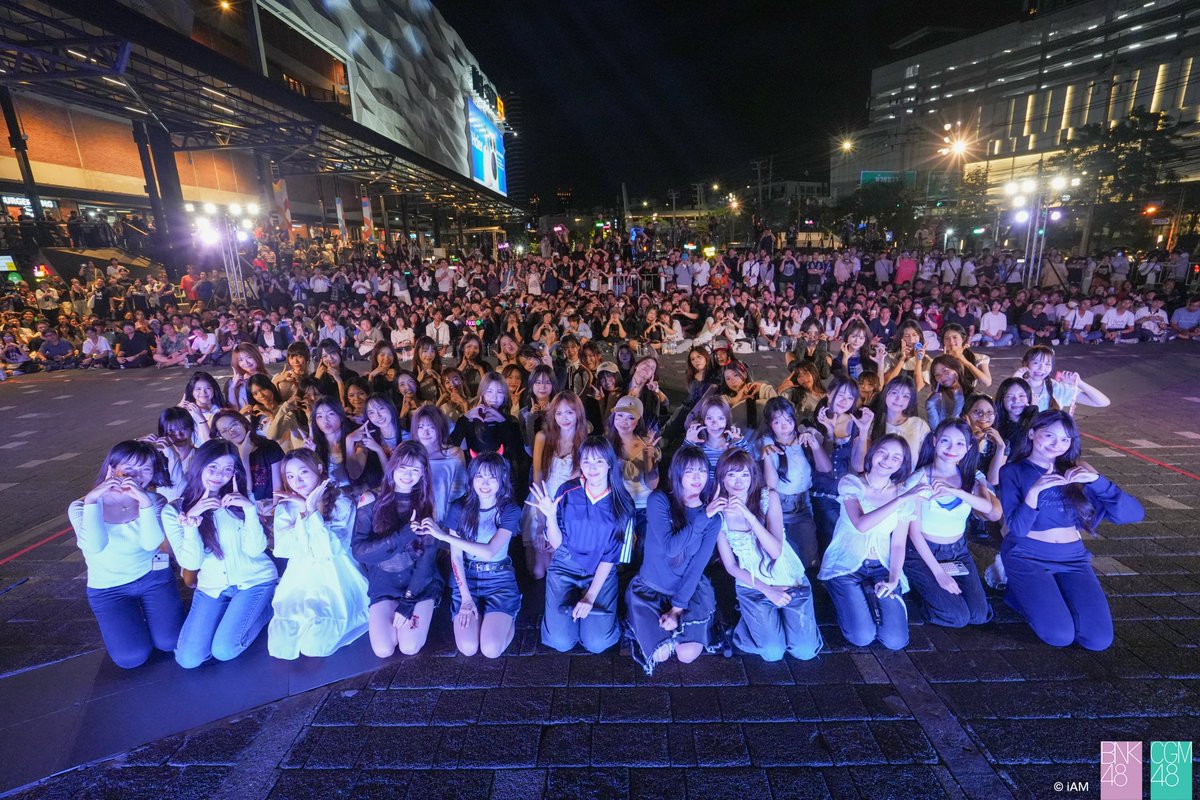 bnk48official's tweet photo. [🚆☁️] #KimitoDokokaeIkitaiTH_Busking

ขอขอบคุณทุกคนที่มาร่วมกิจกรรมกับพวกเราในวันนี้นะคะ
หวังว่าทุกคนจะได้รับทั้งความสนุก ความสุข และความทรงจำดี ๆ กลับไปจากค่ำคืนนี้ 💜💚
แล้วไว้มาเจอกันใหม่ในโอกาสหน้านะคะ!

BNK48 & CGM48 Special Single “Kimi to Doko ka e Ikitai – อยากจะไปกับเธอ” Busking & Random Play Dance Party
🗓️ 30 OCT 2026
📍 The Street Ratchada

#TheStreetRatchada
#KimitoDokokaeIkitaiTH
#君とどこかへ行きたい
#BNK48CGM48_GE2026
#BNK48 #CGM48