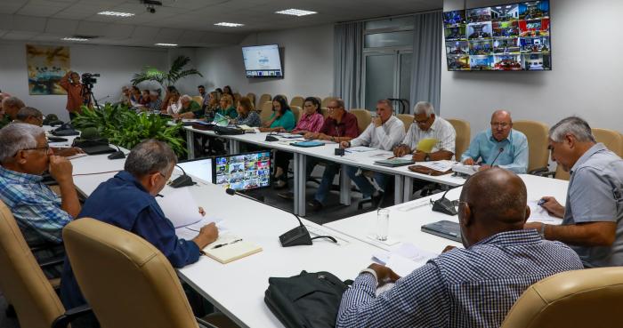 Granma_Digital's tweet photo. 👉 El registro delictivo todavía mantiene un comportamiento elevado, apreciado en las afectaciones a sectores sensibles de la economía, como la sustracción de aceite dieléctrico y paneles solares que, en algunos casos, muestran rasgos de complejidad y violencia. https://t.co/DY8jlTuNqi