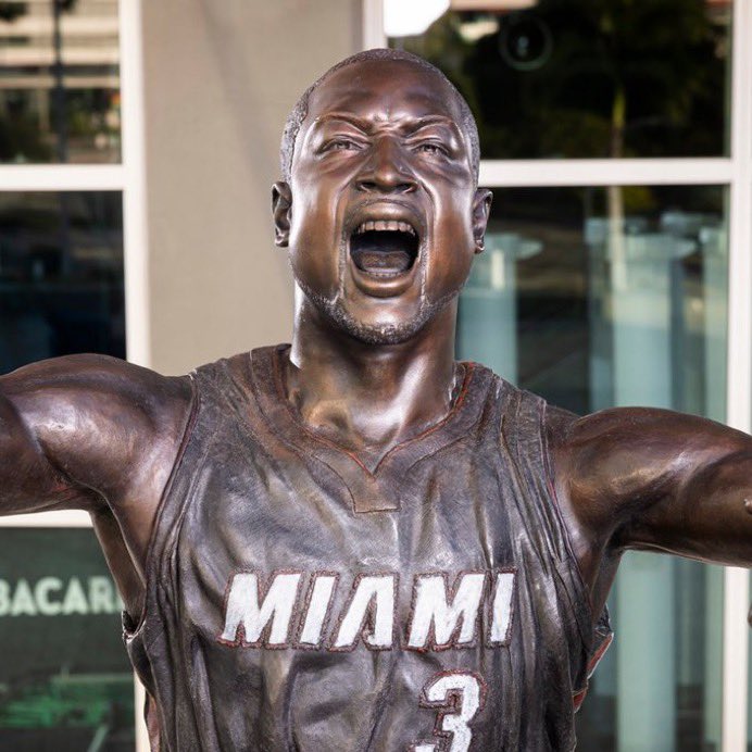 LegionHoops's tweet photo. The Miami Heat have updated Dwyane Wade’s statue 👀 https://t.co/AC37bolUCr