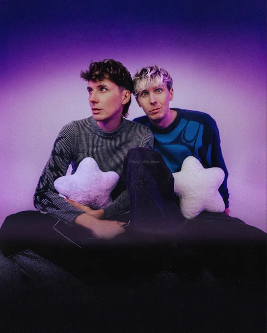 Image from elise ≽^•⩊•^≼ (@dinofdaughter)