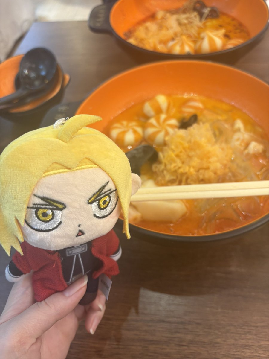 ____UoxoU__y's tweet photo. エド、偏食麻辣湯だよ🎶 https://t.co/IqFJIKYCuR