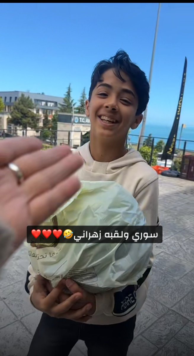 ldl112's tweet photo. السعودية قبل م يجي إبراهيم عليه السلام كانت صحراء مافيها احد https://t.co/JnM05iuiyi