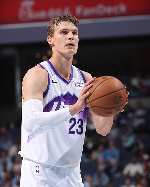 ClutchNumbers's tweet photo. Worst 3PT% In The 2025-26 NBA Cup (Min. 25 3PA):

1. Lauri Markkanen — 25.0%
2. Tyrese Maxey — 27.3%
3. Jordan Clarkson — 28.0%
4. Klay Thompson — 28.6%
5. Kon Knueppel — 28.9%
6. Jalen Suggs — 30.2%
7. Harrison Barnes — 31.1%
8. Noah Clowney — 31.4%
9. De'Andre Hunter — 32.1%
10. Derrick White — 32.3%
10. Miles Bridges — 32.3%
