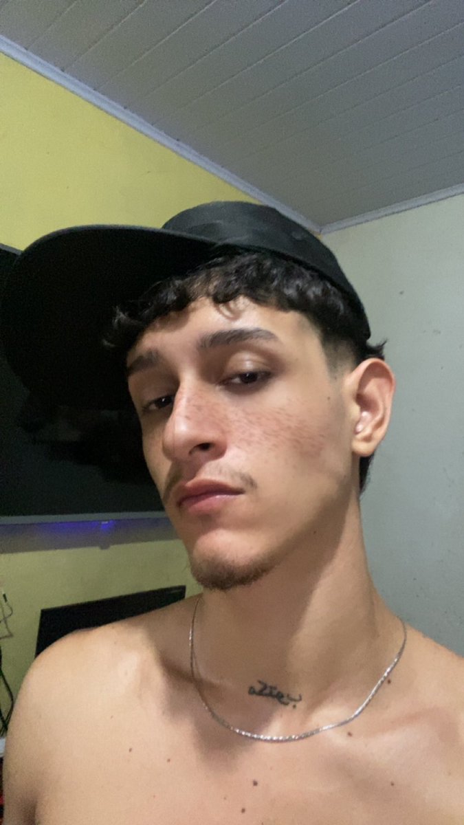 Kaua4ndrade's tweet photo. 🧢🧢 https://t.co/fNWc07VjfB
