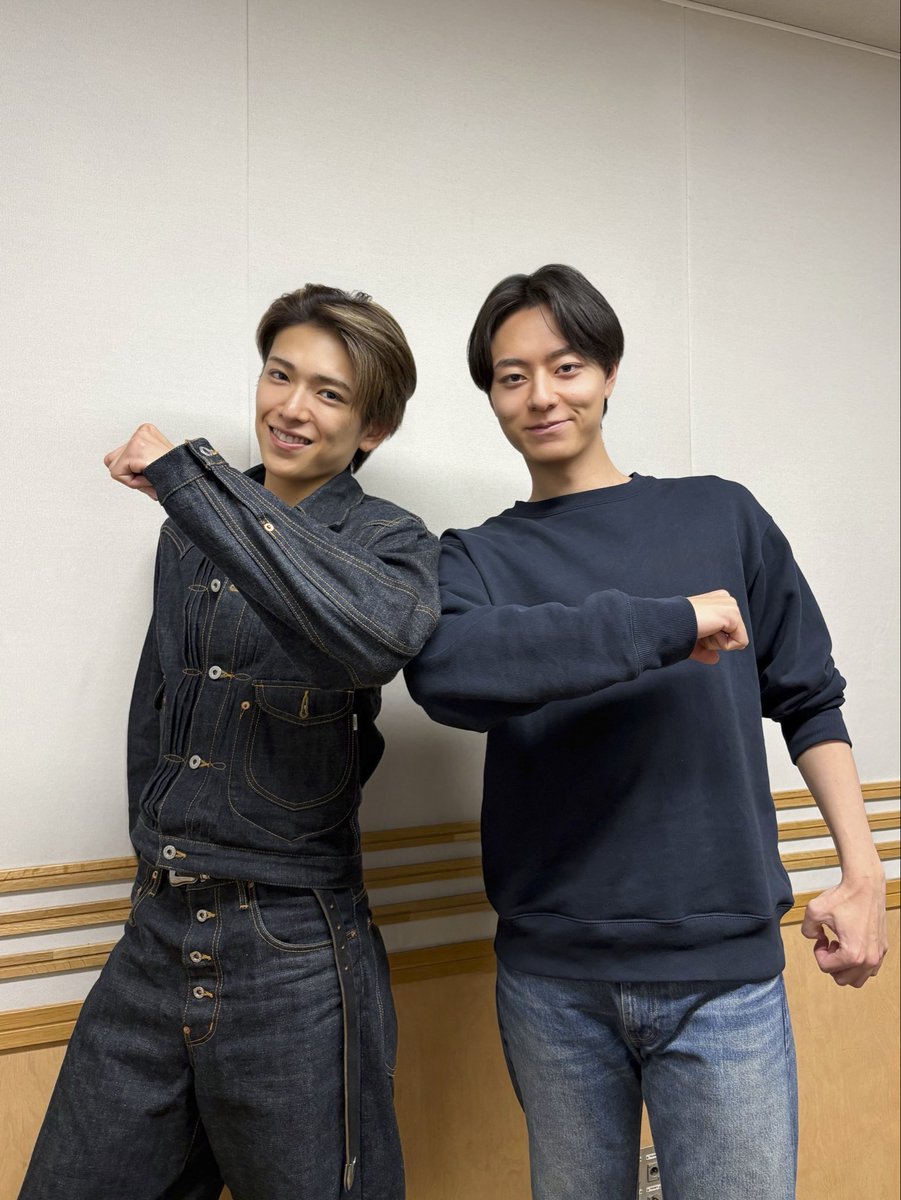 jr_official_X's tweet photo. 【 Radio📻 】

今日深夜00:00からは
#ACEes がパーソナリティを務める
『 レコメン！ROAD TO ACEes!!!!! 』が放送です💚💜

今週は #作間龍斗 と #深田竜生 がお届け👦🏻🎙️👦🏻🎧

#えいラジ、ぜひお聴きください🪄 https://t.co/PM0Cfr5lGF