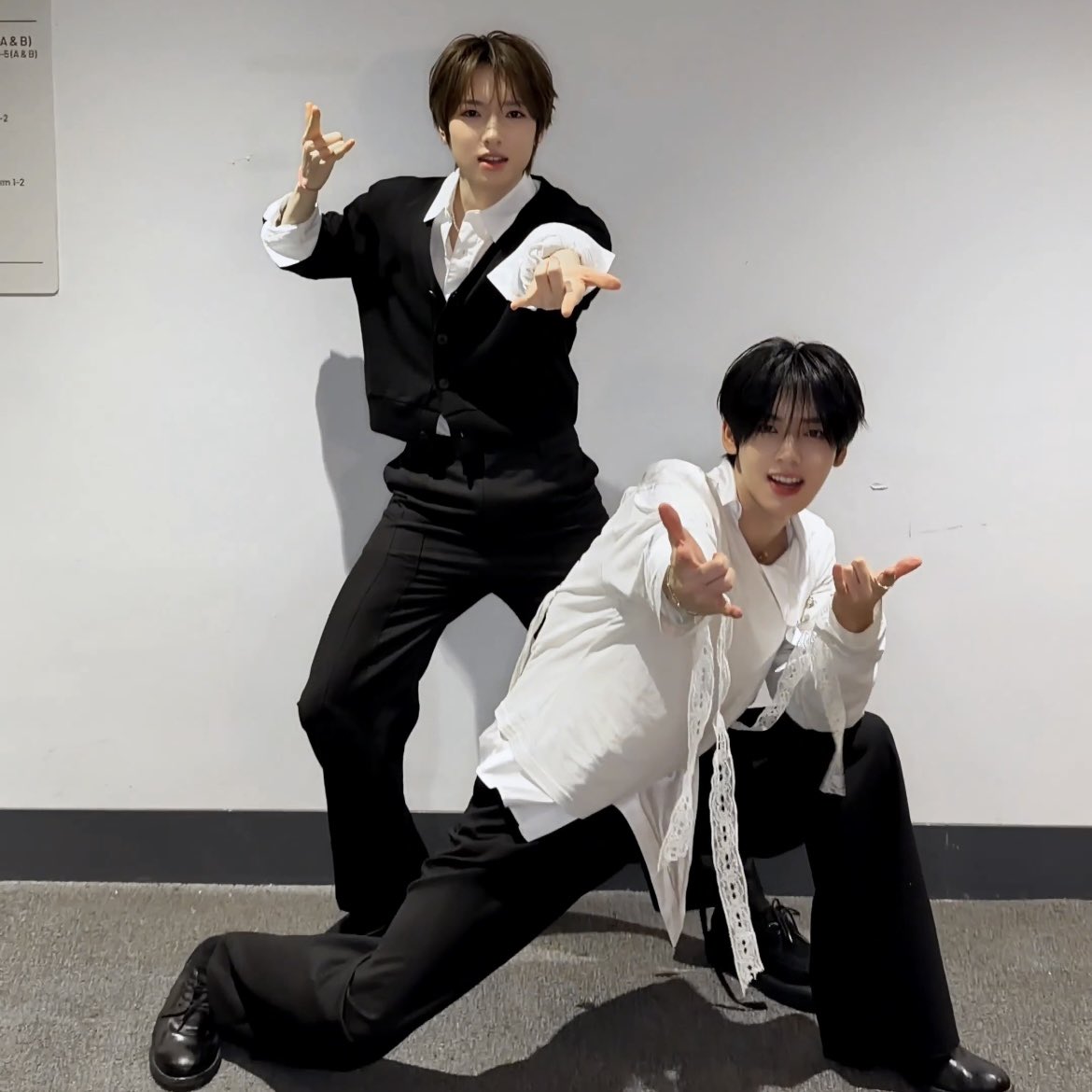07hanpics's tweet photo. yuyu yaya😭 https://t.co/bGPDTOd3yV