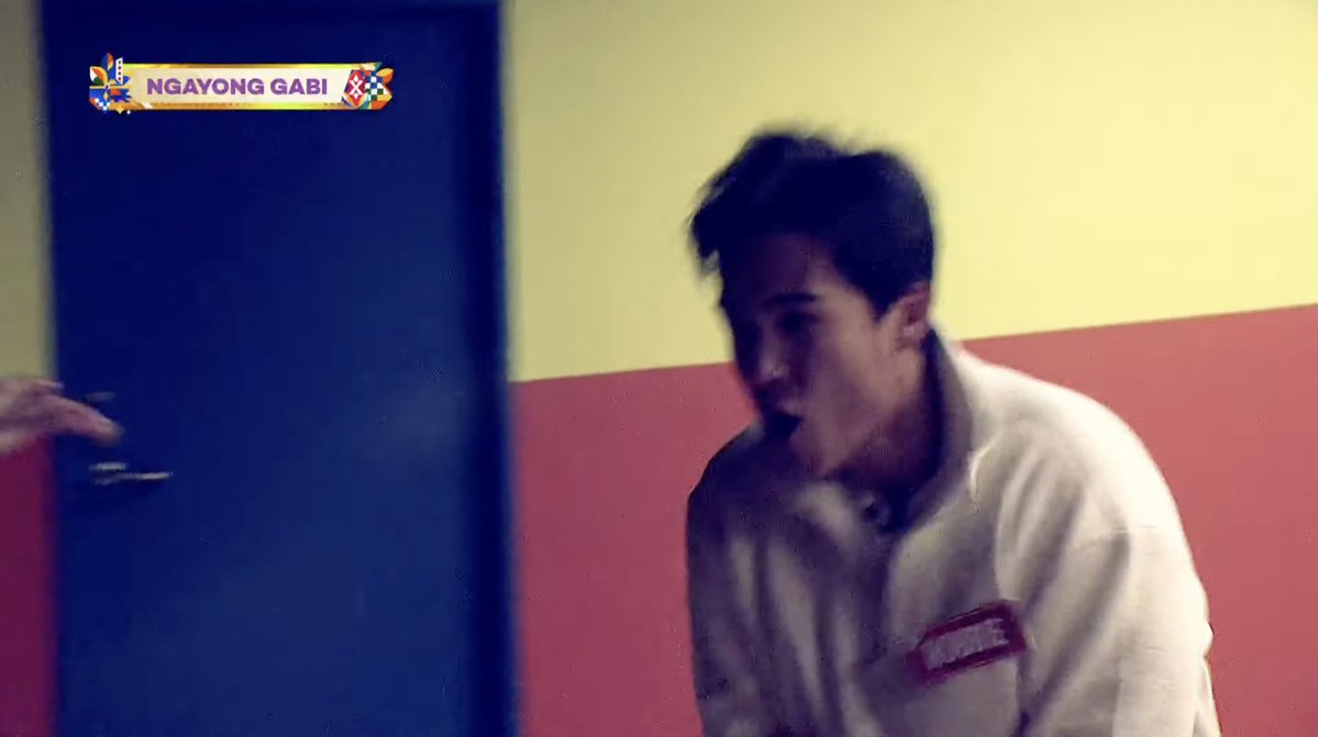 PBBabscbn's tweet photo. Ayaaan na! Umpisa na ng takutan sa bagong Bahay ni Kuya! 👻

#PBBCollab3TrickOrTreat https://t.co/ezLFCZLI6t