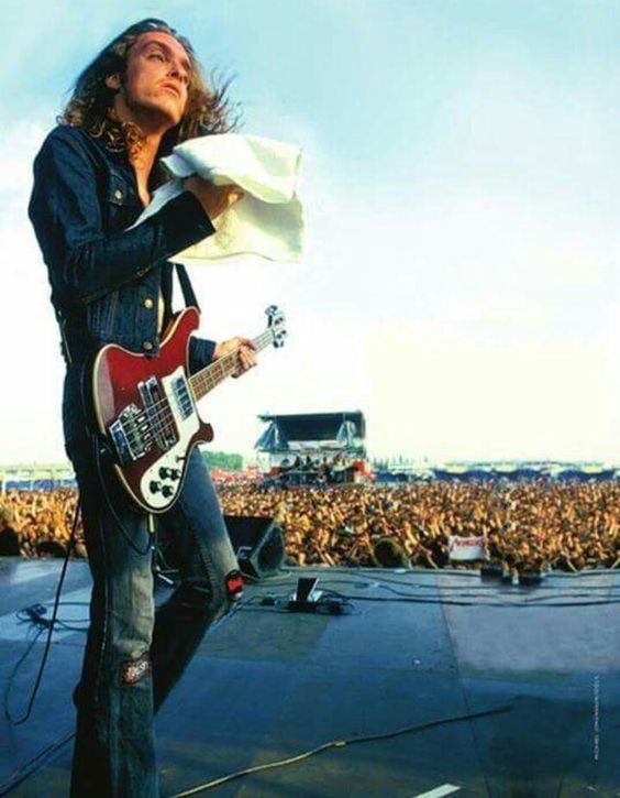 DoomDonut2000's tweet photo. Cliff Burton at the Breaking Sound festival August 29th 1984 https://t.co/Q4sxKNVrQ2
