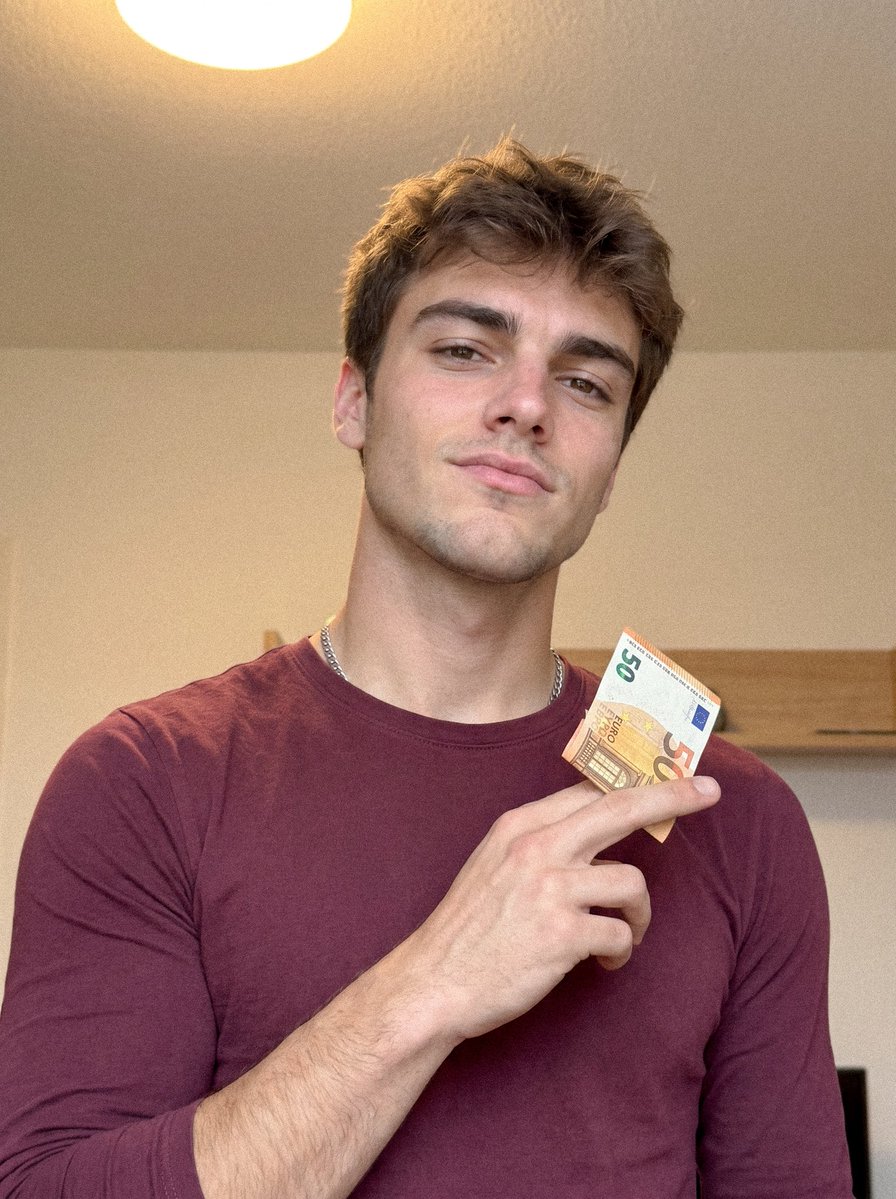 AlphaDraxFD's tweet photo. Happy tax friday, losers 😈

I’ve already spent enough on myself today. Now who wants to spoil me too?

https://t.co/GOygmYaupm

#TaxFriday #GayFindom https://t.co/g79TrGJ18i