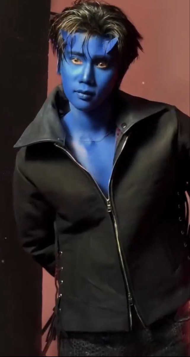 brasonidunk's tweet photo. first time seeing a blue demon with boba eyes 🥺🥺🥺🥺 https://t.co/7i789DSVFy