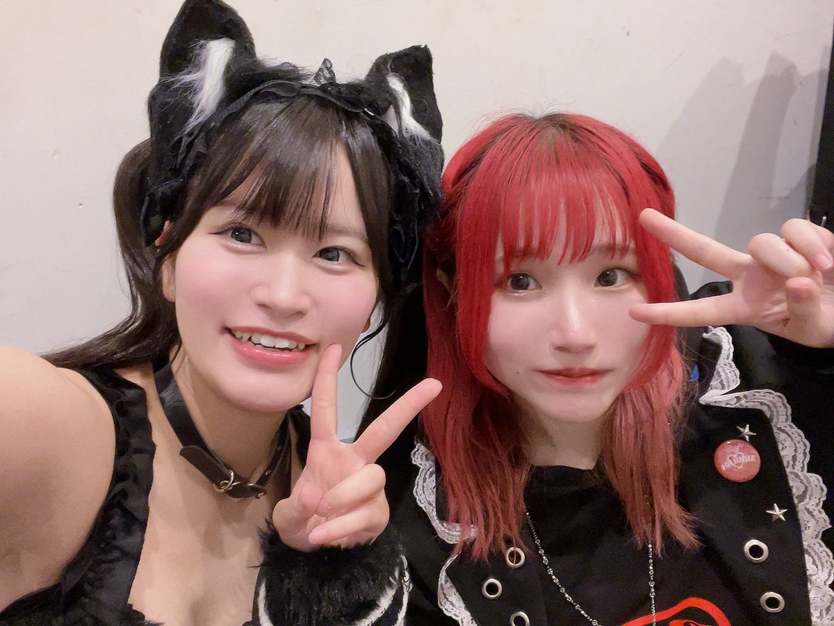 emma_nyasu's tweet photo. 本日共演させていただいた
uiさん、かのこさんのおふたりと🫶

お話もしてくださりありがとうございました
色々なトークできて楽しかった

ご縁を繋げていただいたイベント様にも感謝です。おふたりを秋田におよび出来るように頑張ります✨✨ https://t.co/xXggPm3SOo