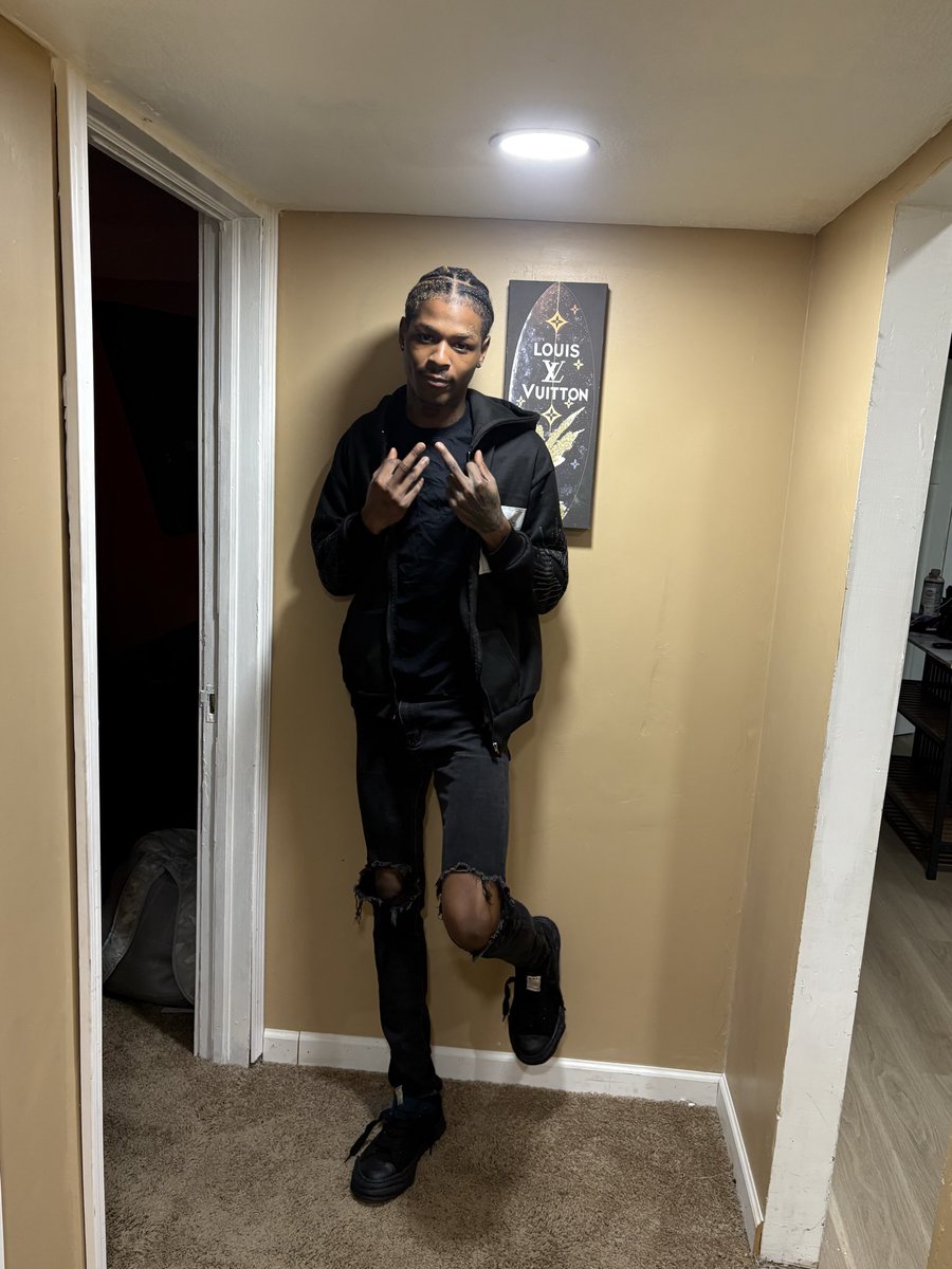 trayskiifrmd's tweet photo. #mlm #detroitfreaks 😵‍💫 https://t.co/aYGTMoVzfQ