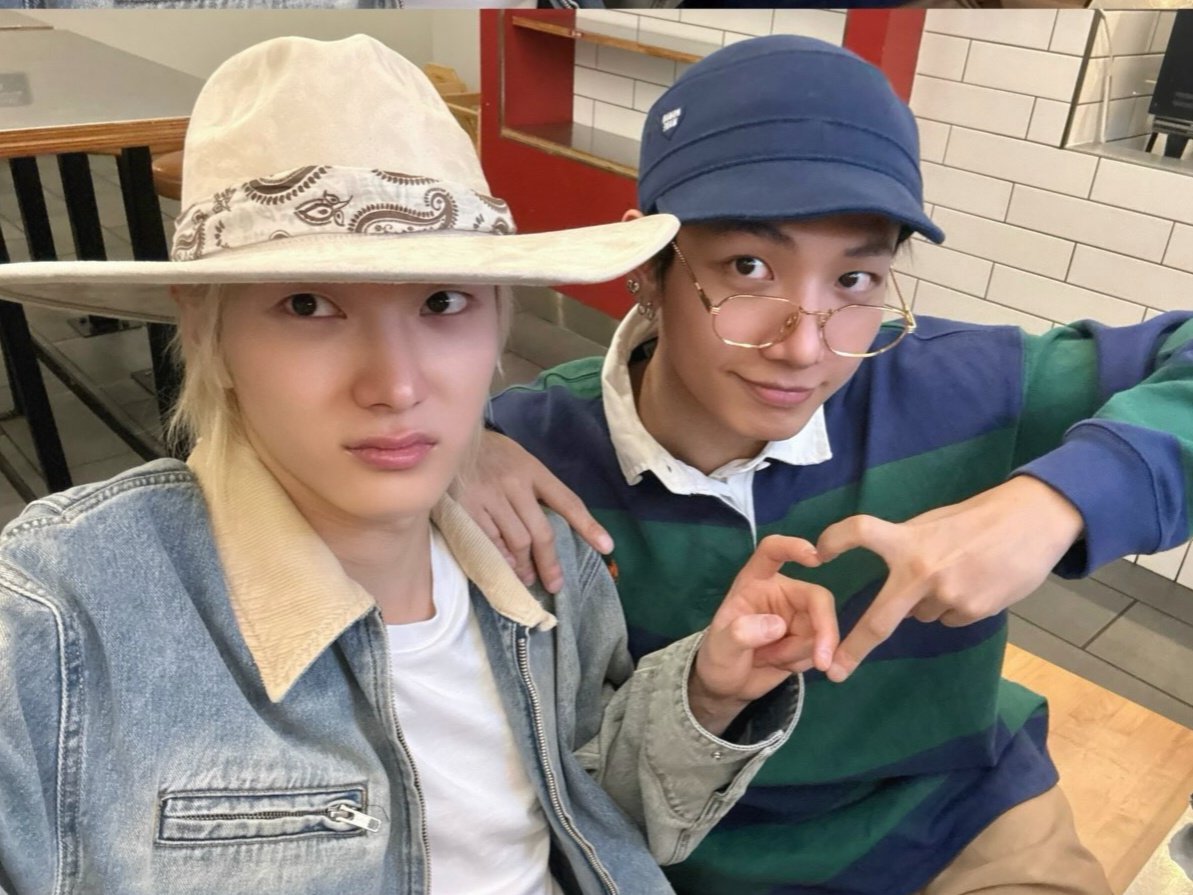 myeongiwa's tweet photo. sungho with his "i'm so done" face 😹😹😹😹 https://t.co/aE51d1J2dS