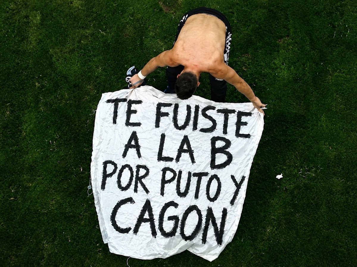 gabrielstrano's tweet photo. Descendido culo roto https://t.co/B1wuF0Hoy8