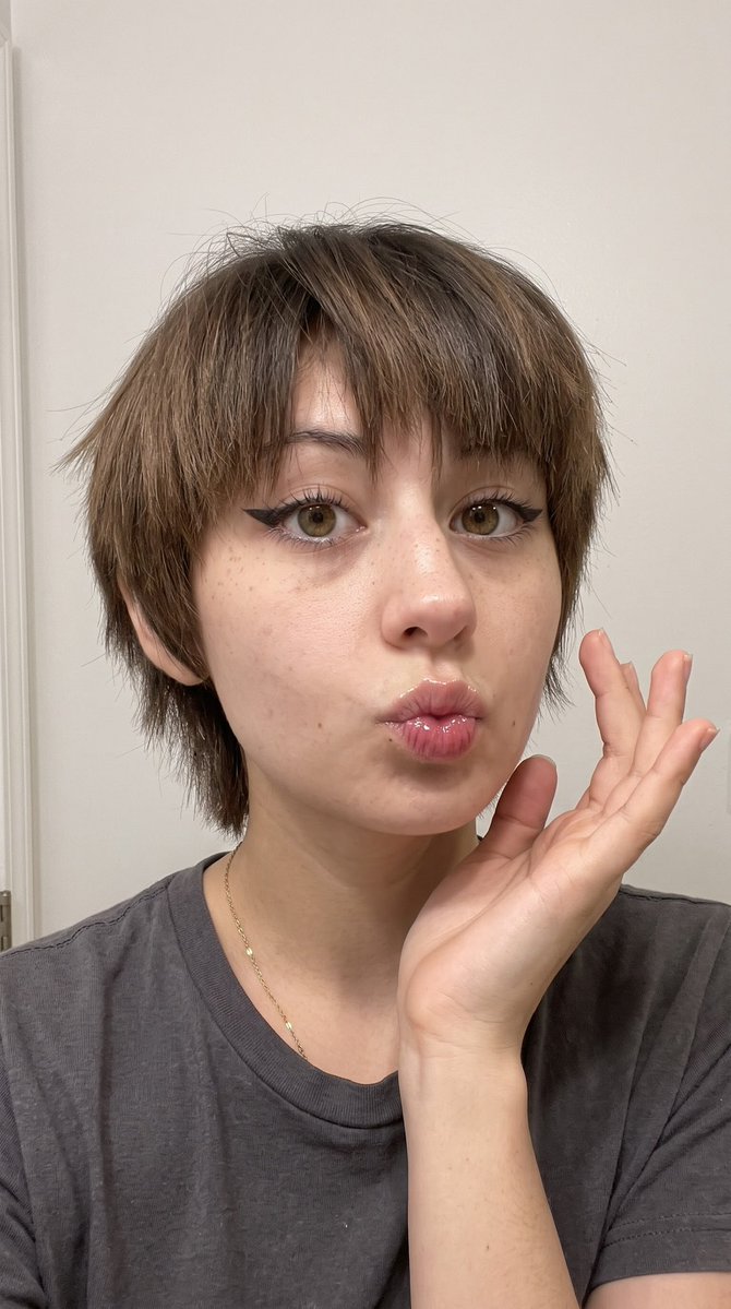 Sloopzee's tweet photo. Mimi showing all of you disgusting perverts where she wants you to cum 🥰💕 https://t.co/Gmsn8E9cCe