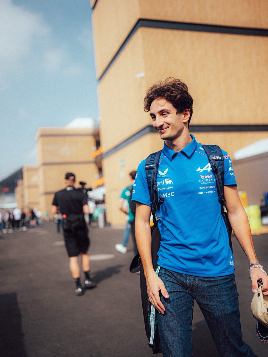 MiniGabrie's tweet photo. Checking in for my first F1 media day😍 https://t.co/umJLRUltCU