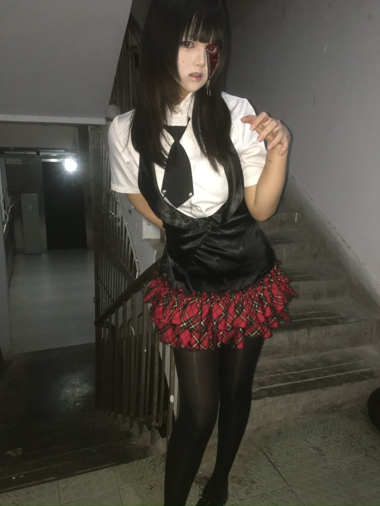 cnmbsbsmg's tweet photo. Happy Halloween https://t.co/vDBuh9d7KS