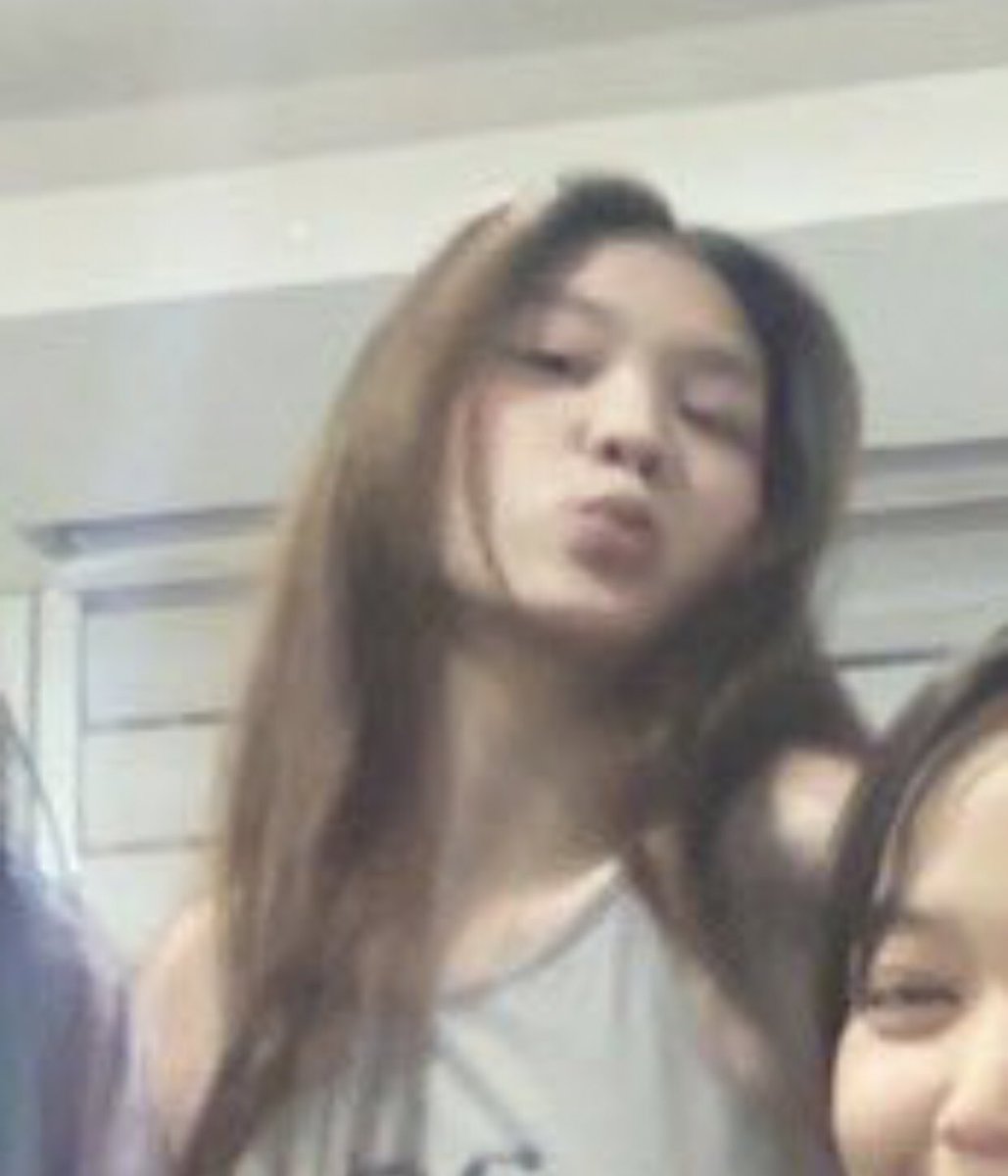 forjhocey's tweet photo. good morning to my fav chinita, ily 🩷 https://t.co/flH0TndE6n