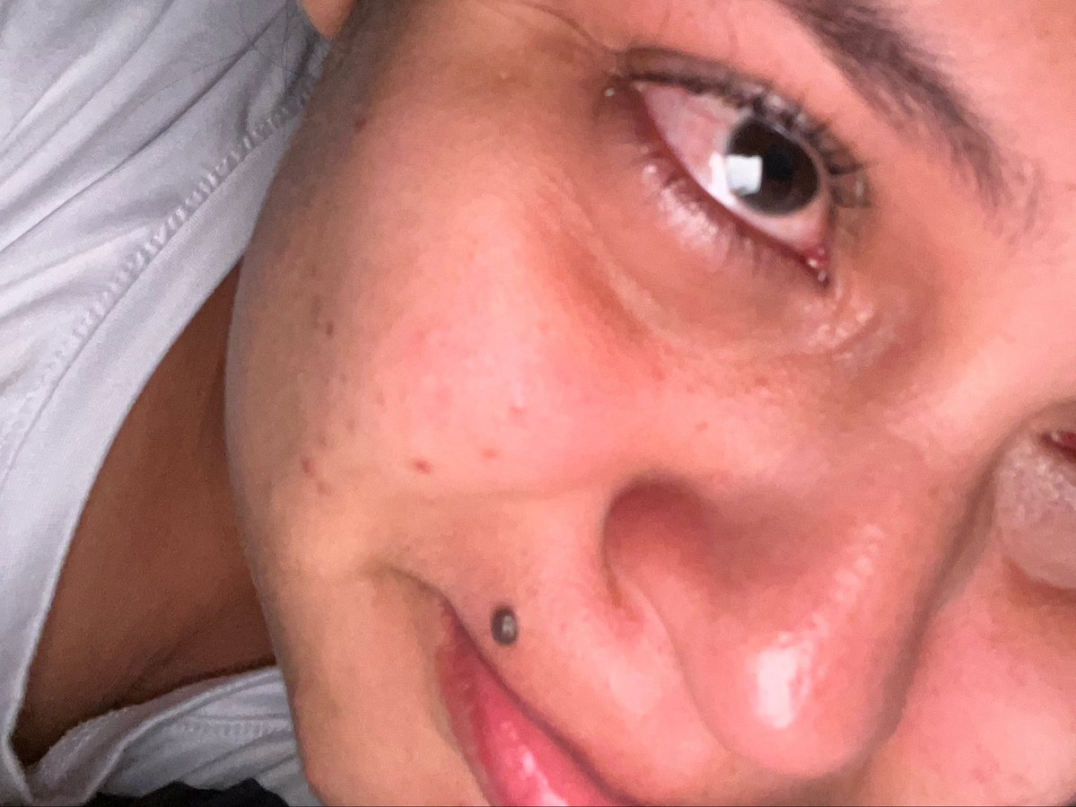 tirsa26r's tweet photo. Cuando sola me hallo tú estas allí,
Cuando te necesito tú estás  allí, 
Cuando no puedo dormir tú estás allí. Quiero ver tu rostro hermoso Rey. Nada en este mundo me quitará este sentimiento que me das 🙌🏻💗

Me volveré a levantar lo Juro… https://t.co/x1YzA1dtcE