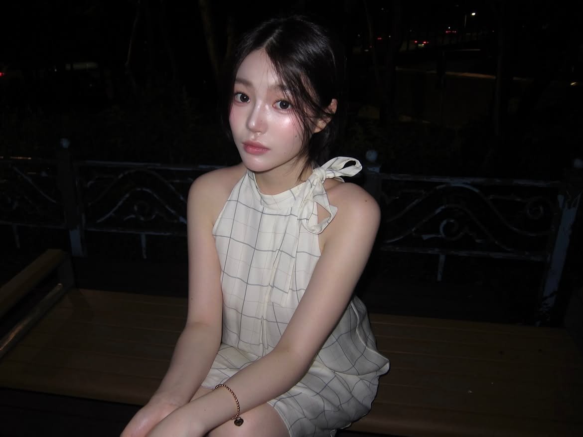 eowyf4's tweet photo. 06 박수빈
술취해서 남사친들한테 다리벌린 전적 있는년
#지인박제 #지인상납 #지인능욕 #��능 https://t.co/sQCMmu8P34