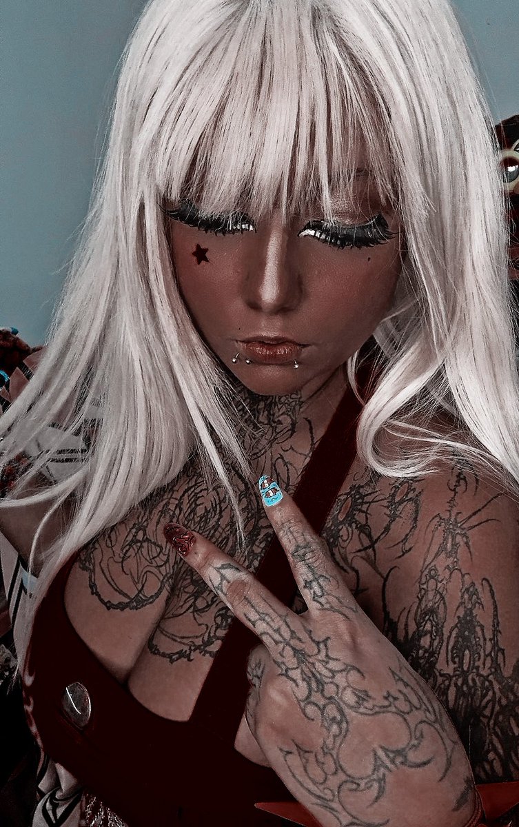 ch0coMyxGyaru's tweet photo. ᅠ
ᅠᅠᅠᅠ
FACE CARD      vs     BODY CARDᅠ
ᅠᅠᅠᅠ
ᅠᅠᅠ https://t.co/Vm3WWQk1nM