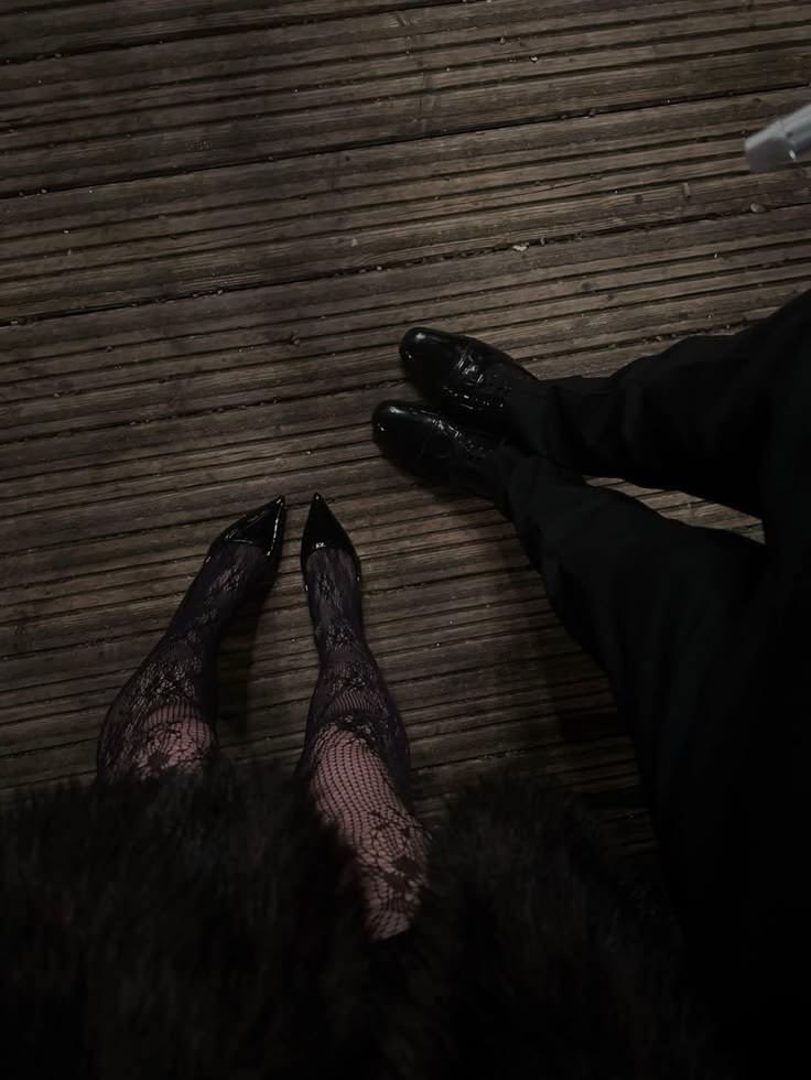 rznvlvr's tweet photo. JUST GOT MARRIED… again! i will find you in every single lifetime and fall more and more in love with you. my forever and always 🖤🖤 https://t.co/7KPP4jMtol